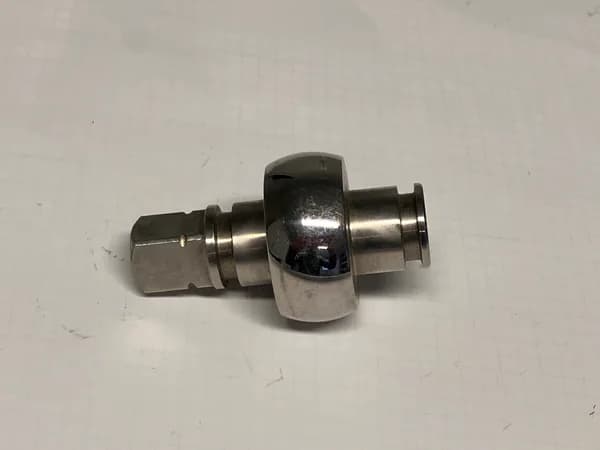 Pièce usinée en tournage CNC de précision