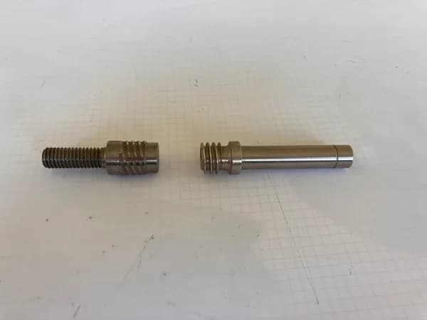 Pièce industrielle usinée en tournage CNC